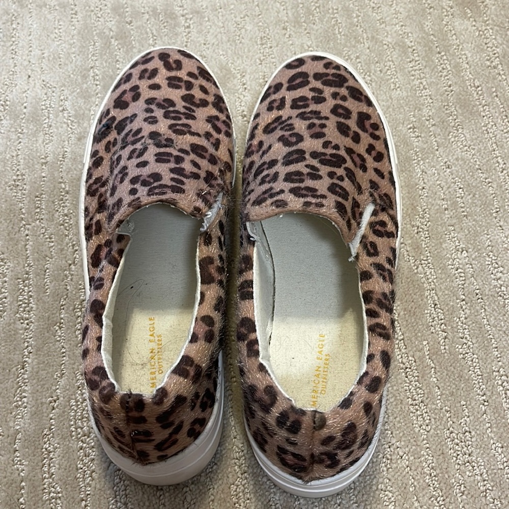 American eagle cheeta flats/sneakers women’s